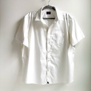 Untuckit White Shortsleeve Men's Shirt Size 2X Large